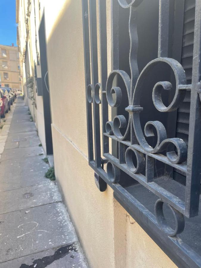 La Maison Des Vignes Bordéus Exterior foto